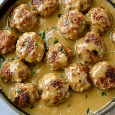 Meatballs in Dijon Gravy 2 Meatballs in Dijon Gravy