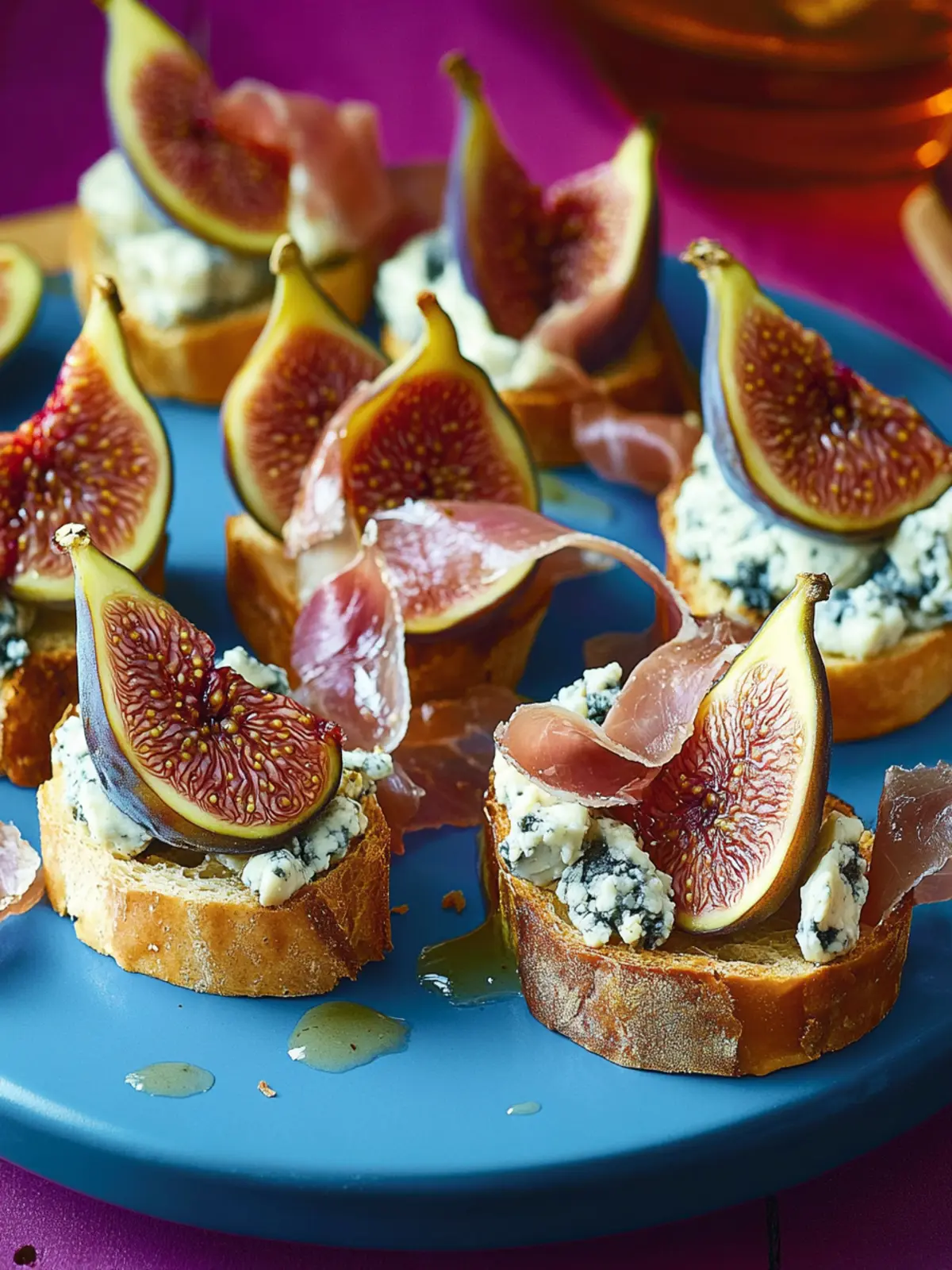 Fig, Blue Cheese & Crispy Prosciutto Crostini: Irresistibly Delicious! 5 Fig, Blue Cheese & Crispy Prosciutto Crostini